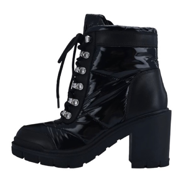 MARC FISHER LTD Vaina Lace-Up Chunky Block Heel Bootie, Black Fabric, Size 8M - Picture 2 of 7